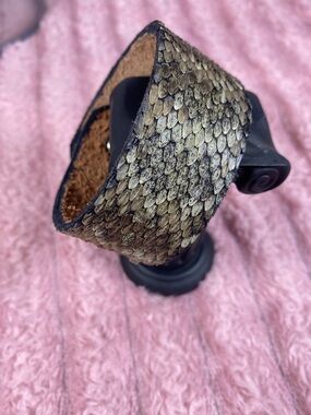 Rattlesnake / Leather Bracelet